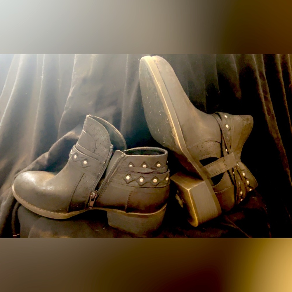 Booties size 8